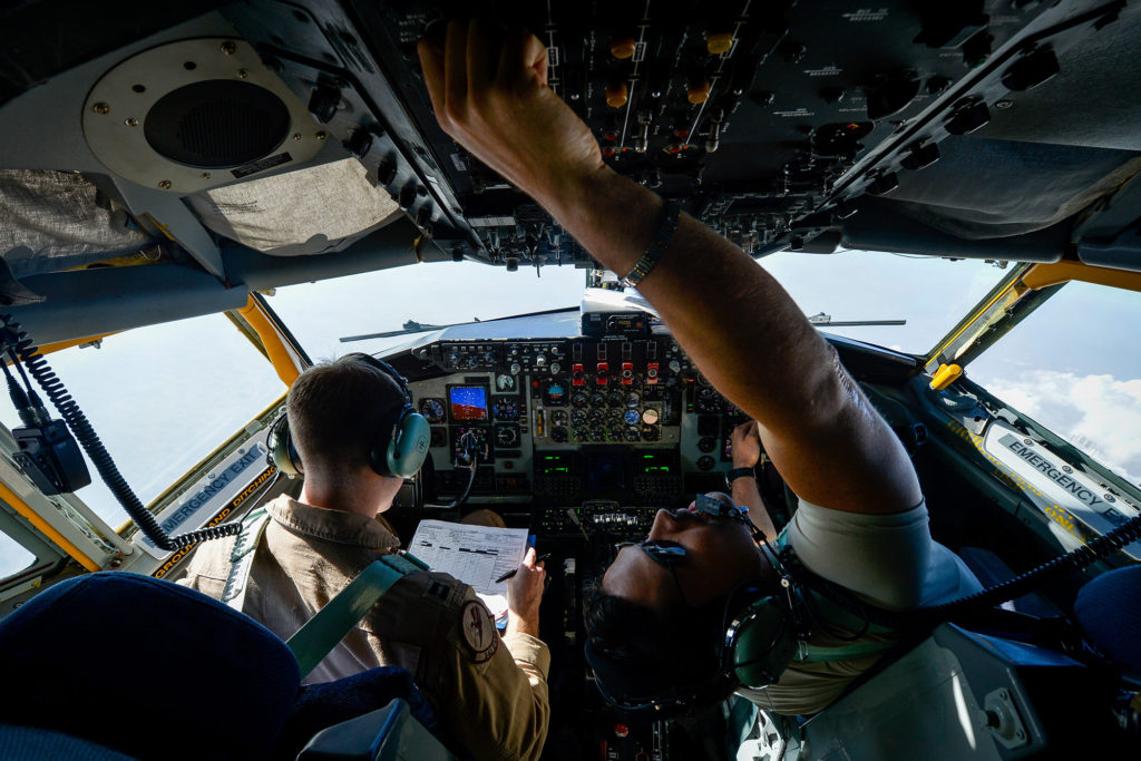 USAF KC-135 Stratotanker pilots