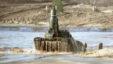 German Leopard 2 tank with turret snorkel