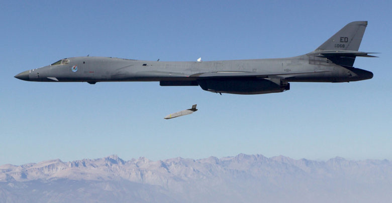 B-1 drops a JASSM