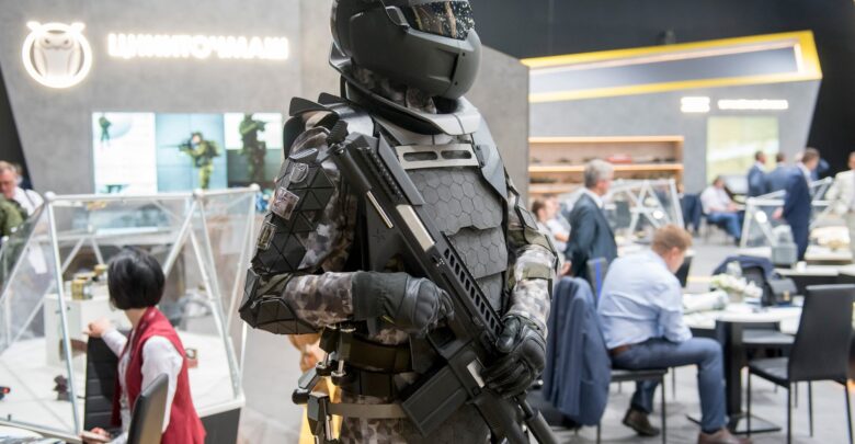 Rostec's next-gen Sotnik battle armor.