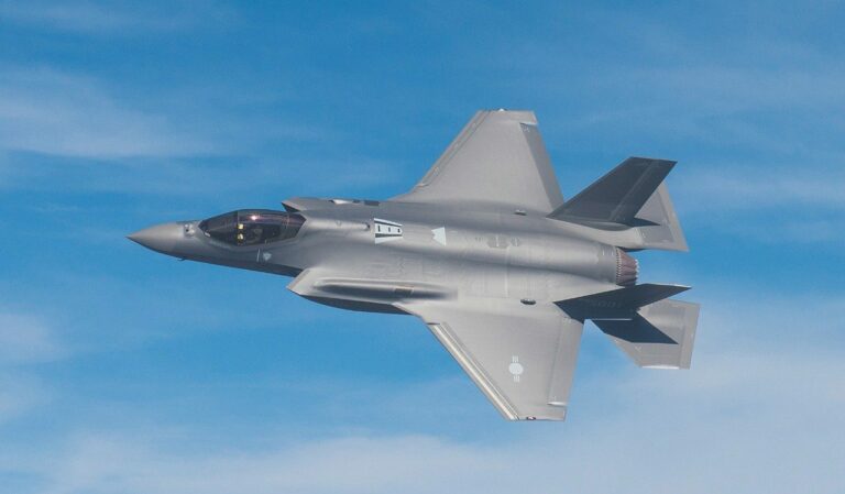 Path Clear for Swiss Purchase of US F-35 Fighters