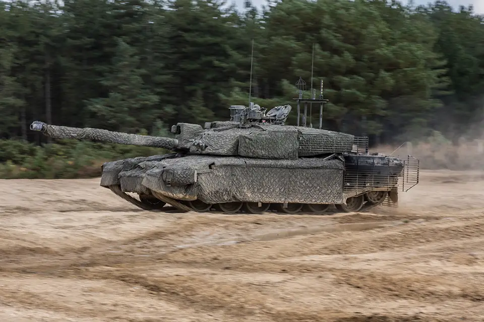 Challenger 2 Main Battle Tank, United Kingdom
