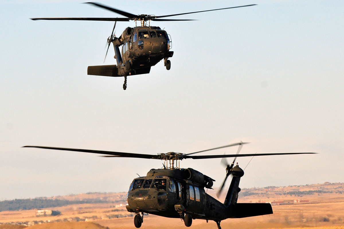 uh60 blackhawk helicopter