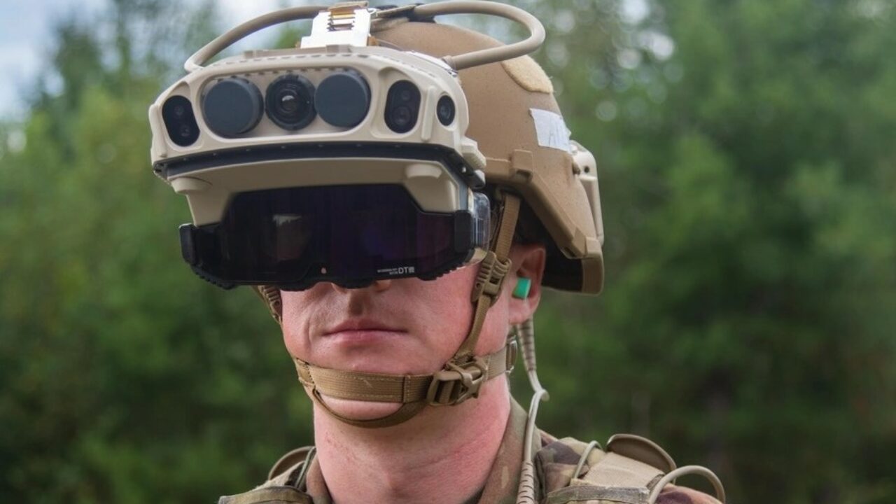 Upcoming Tests Likely to Seal Fate of US Army s Troubled IVAS Goggles Official