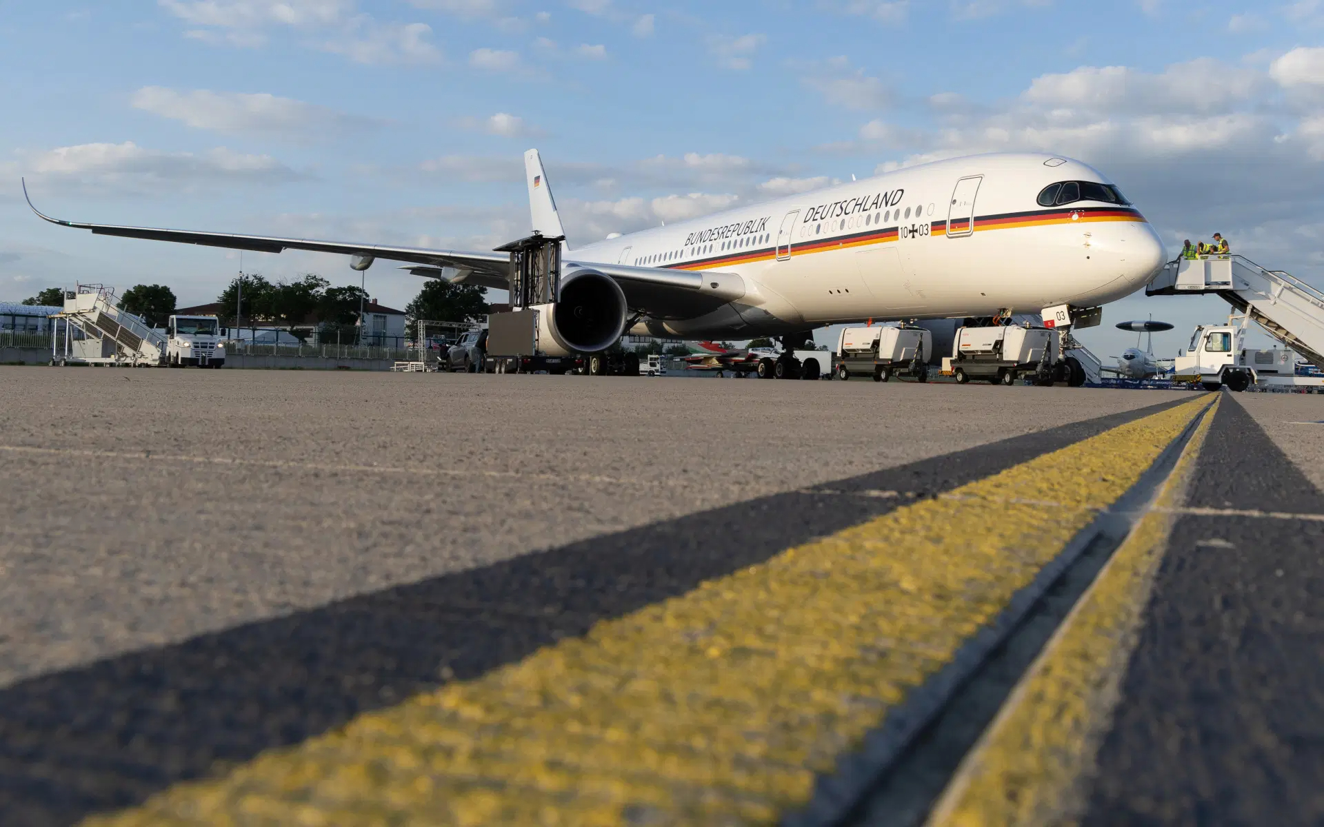 German Air Force's third and final Airbus A350 aircraft "Kurt Schumacher" under the Special Air Mission Wing program. Photo: Lufthansa Technik