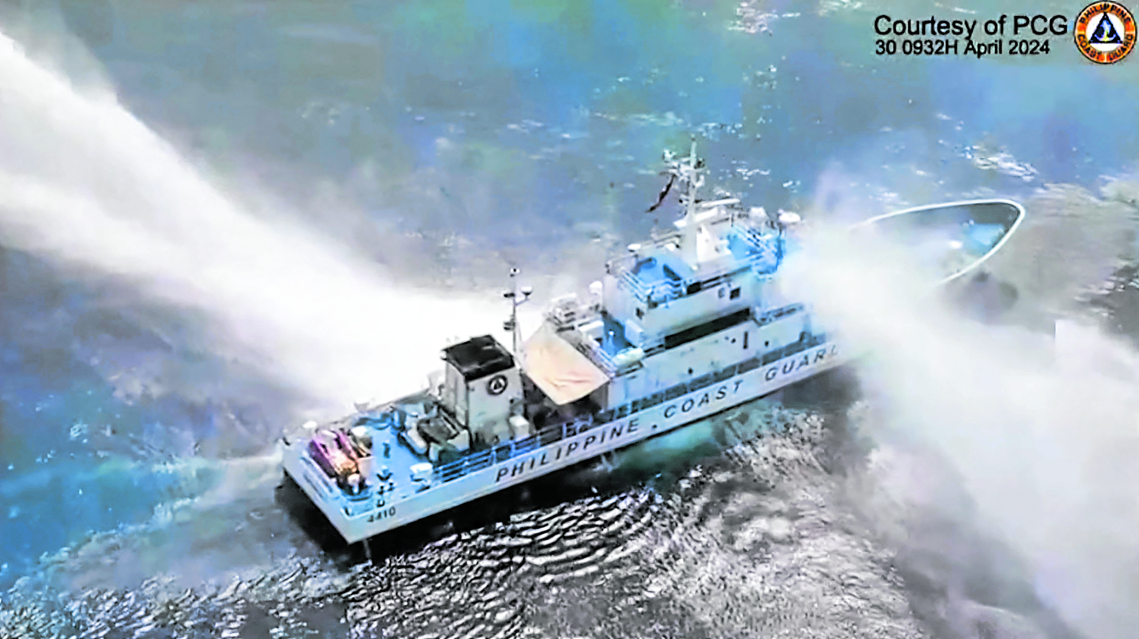 Philippine vessel water cannon