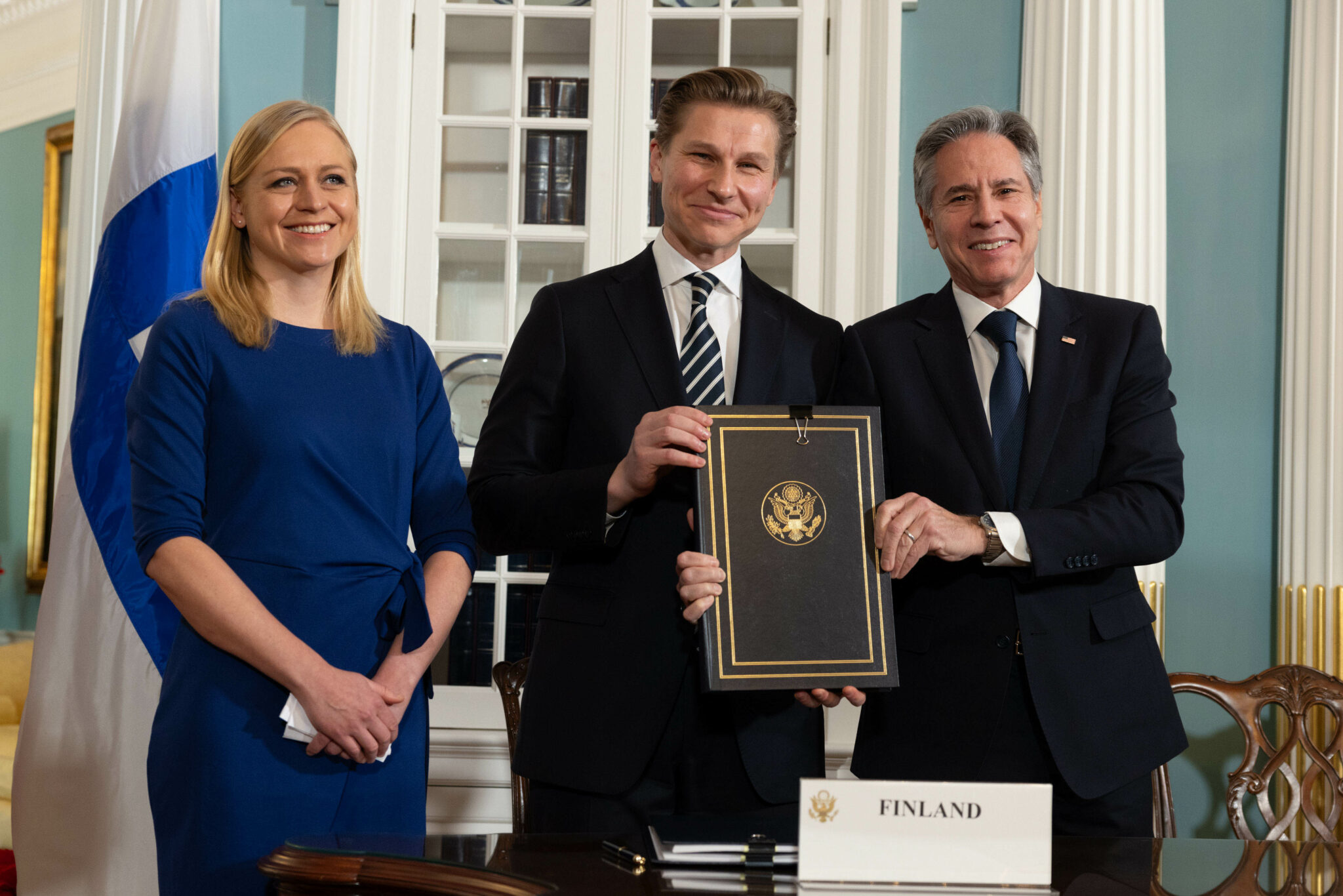 Finland Approves Defense Treaty With US