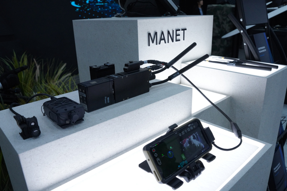 MANET tactical radio