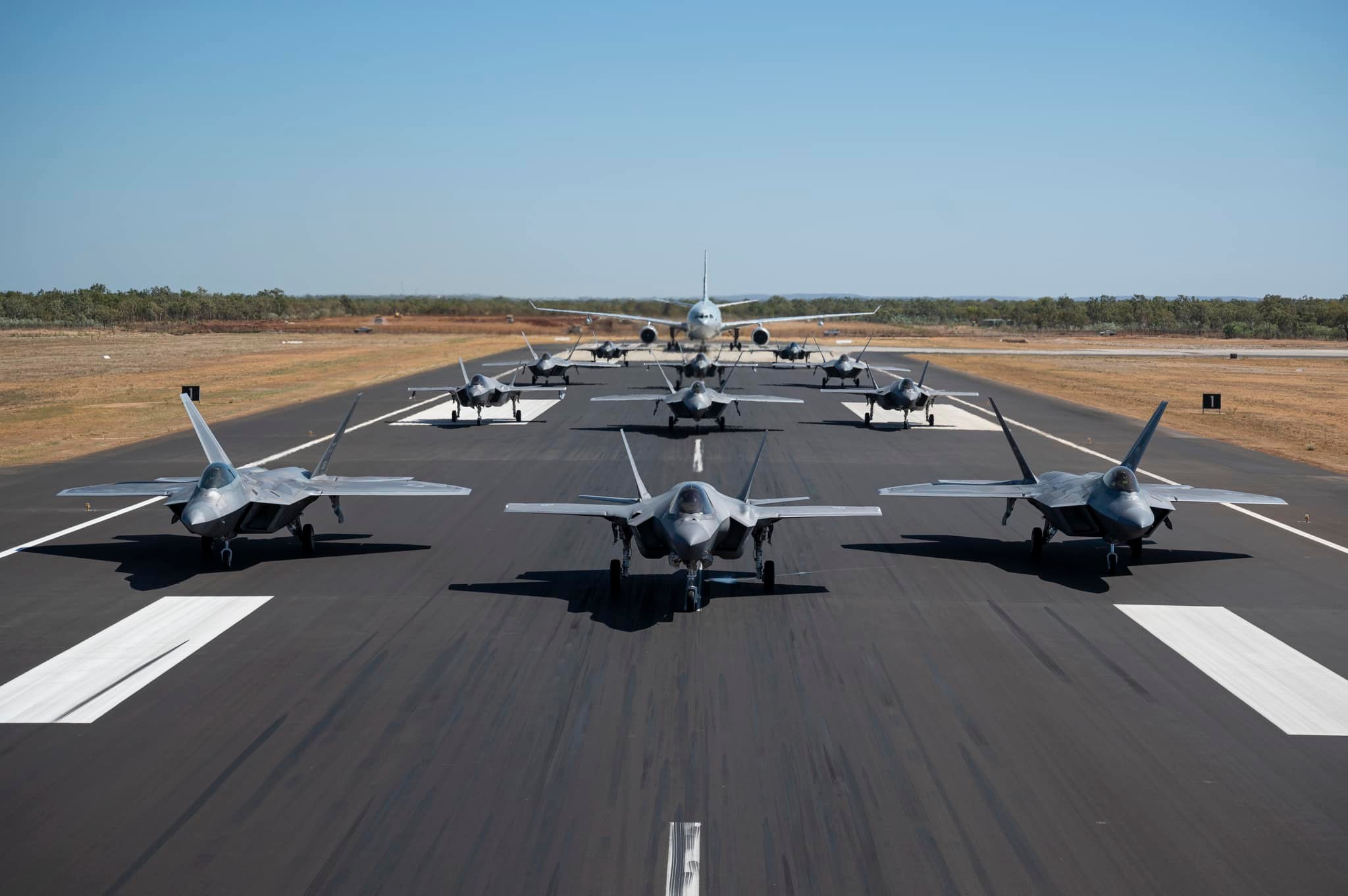 US Australia aircraft