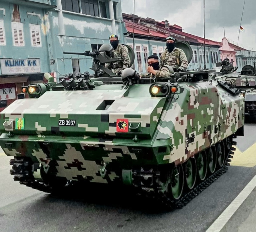 K200 infantry fighting vehicle