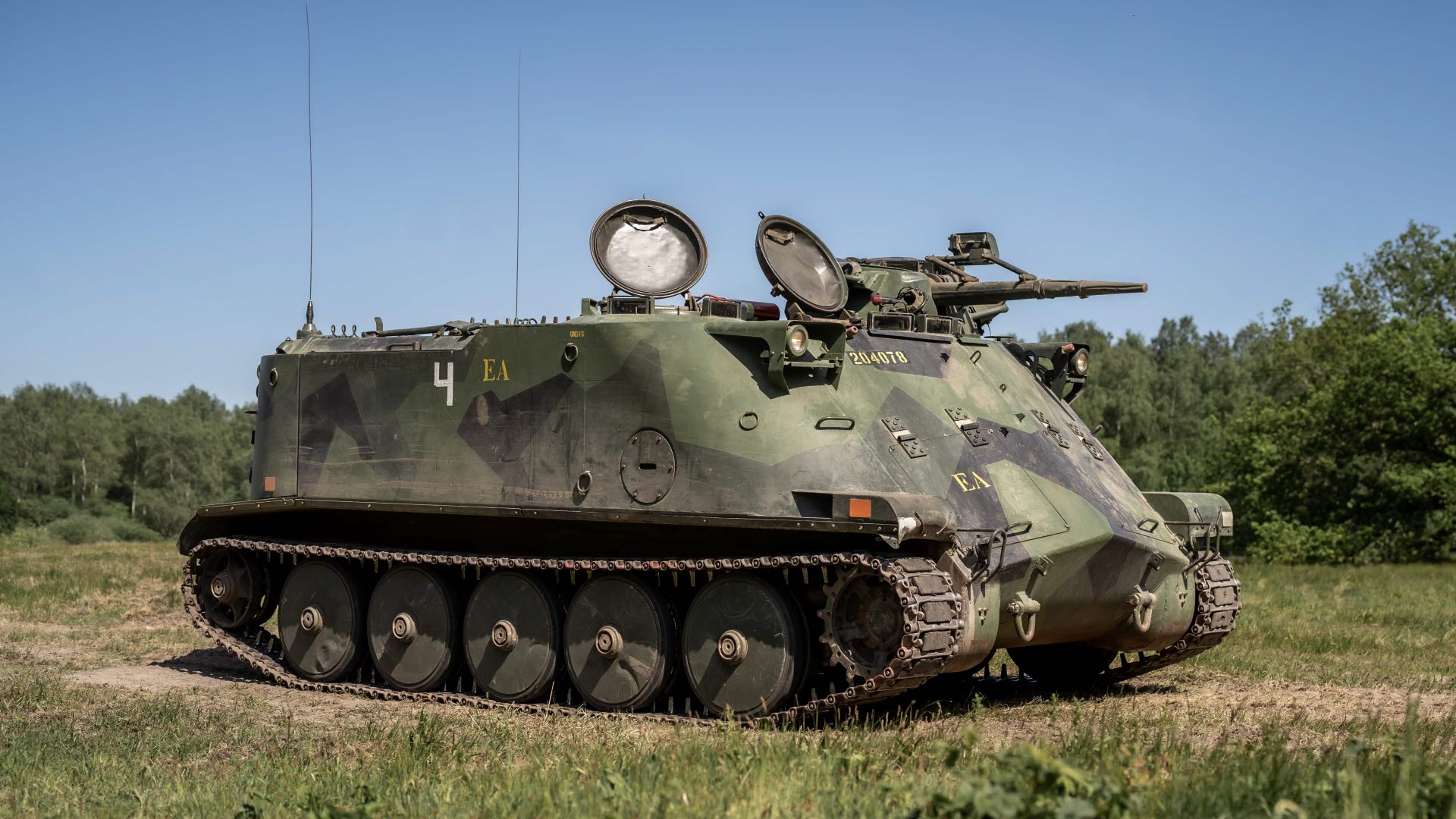 Pansarbandvagn 302 armored personnel carrier