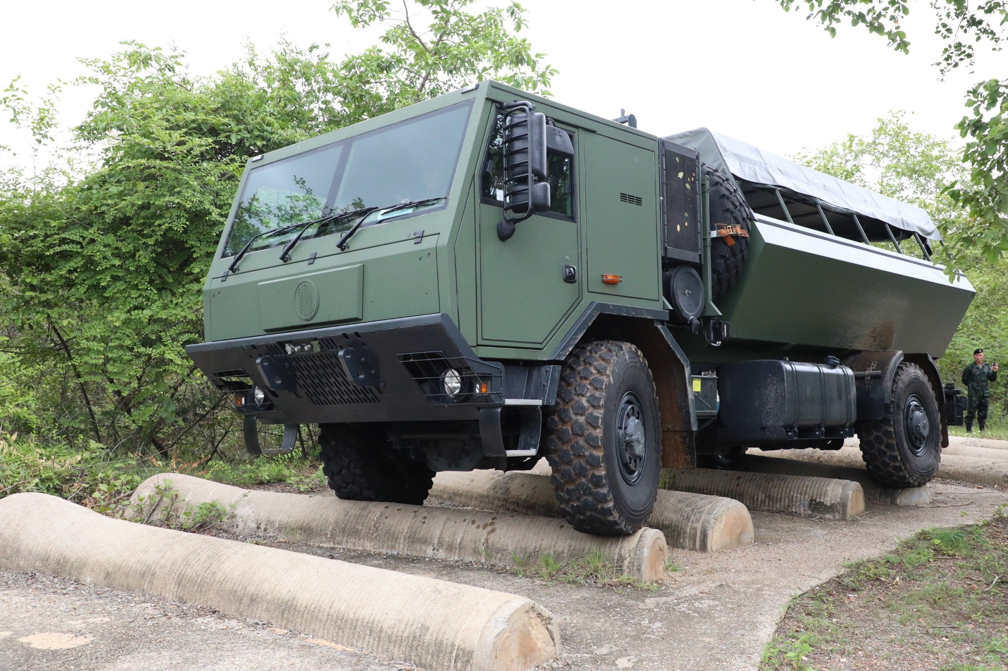 Thailand 4x4 truck