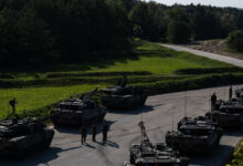 Leopard 2 tanks