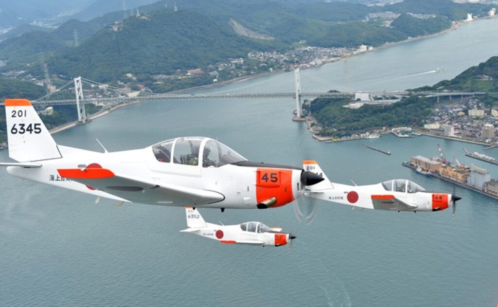 富士5 Japan Orders New Batch of Fuji T-5 Training Aircraft From Subaru