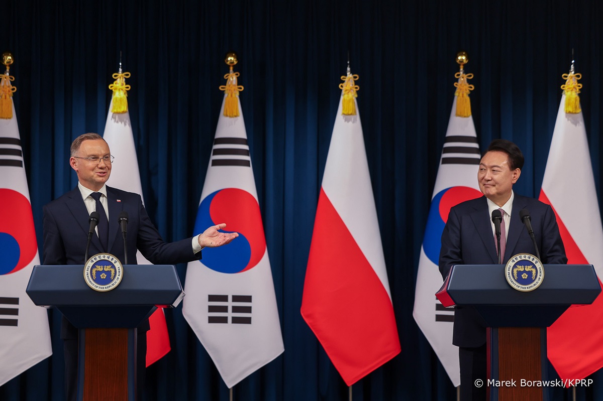 Polish President Andrzej Duda with South Korean President Yoon Suk Yeol in a press conference during Duda's official visit to South Korea