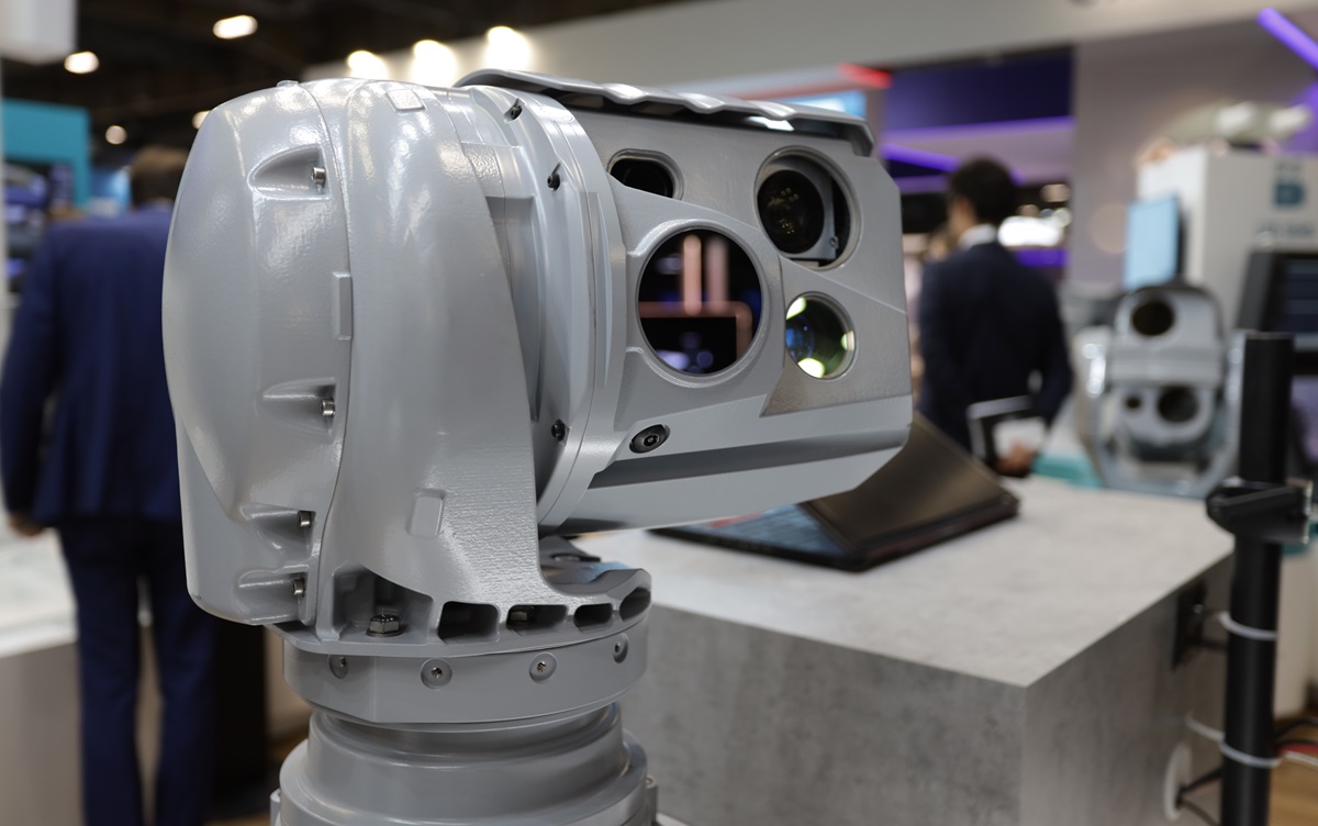 Safran VIGY 4 Observer/Engage – Lightweight and stabilized naval day/night observation system