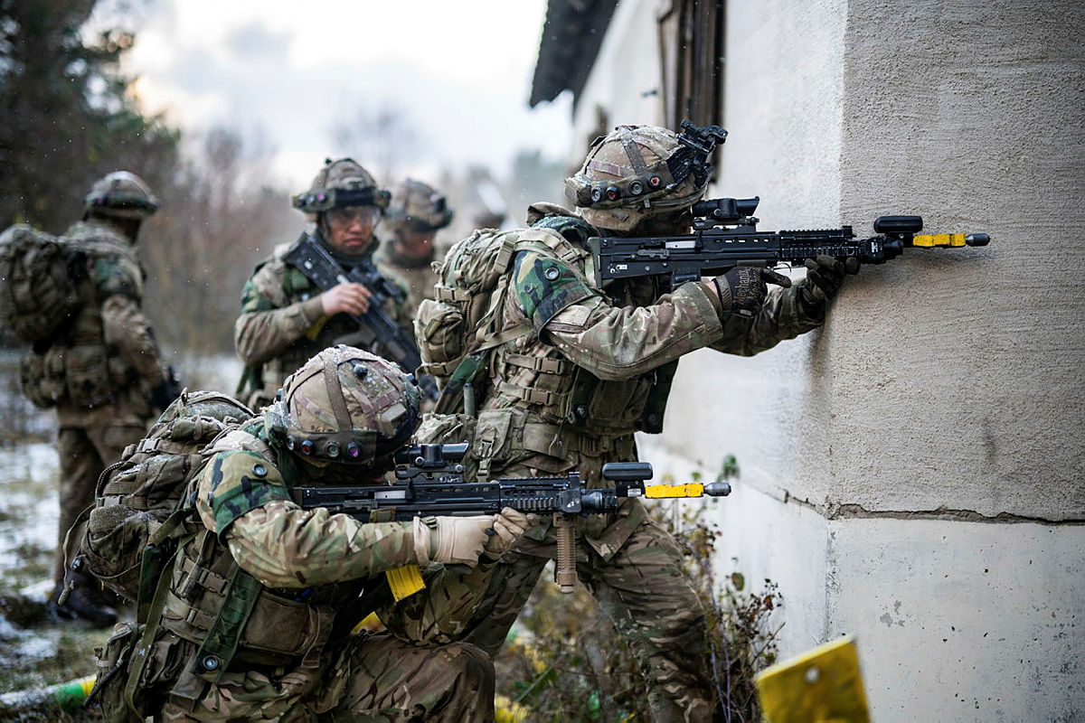 British Army soldiers