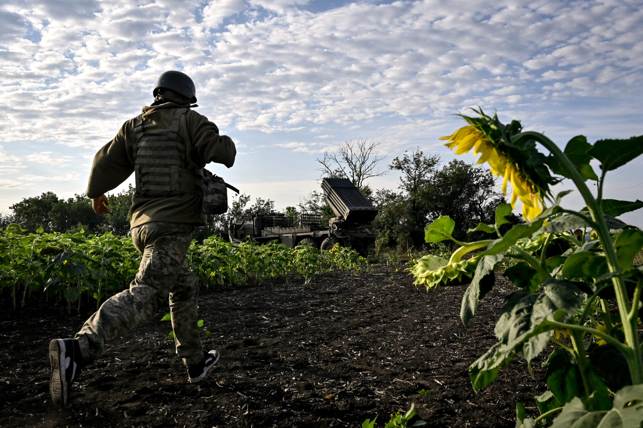 Ukrainian artilleryman