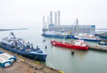 Damen Naval's Den Helder arriving at the Vlissingen-Oost shipyard