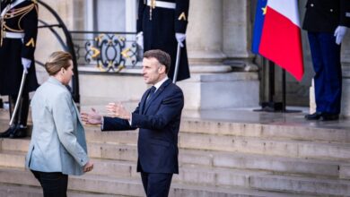 French President Emmanuel Macron and Danish Prime Minister Mette Frederiksen