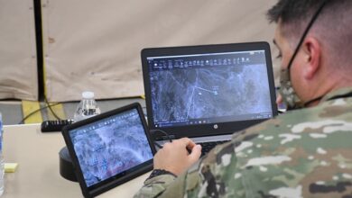 US Army soldier uses tactical computing systems to monitor battlefield data and maintain a common operating picture. Photo: Justine Ruggio/DVIDS