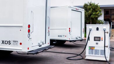 Xos Hub mobile charging system