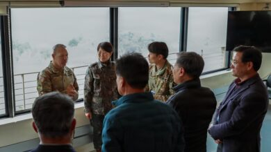 US and Republic of Korea personnel discuss operations during Freedom Shield 2026 in South Korea. Photo: DVIDS