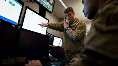 US Air Force intelligence personnel work with multiple data sources at Joint Base Langley-Eustis, Virginia. Photo: Staff Sgt. Madeline Herzog/DVIDS