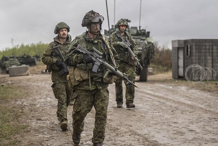 Canadian Army soldiers conduct stability operations during Exercise MAPLE RESOLVE 19 in Wainwright, Alberta, on May 15, 2019. Photo: Department of National Defence