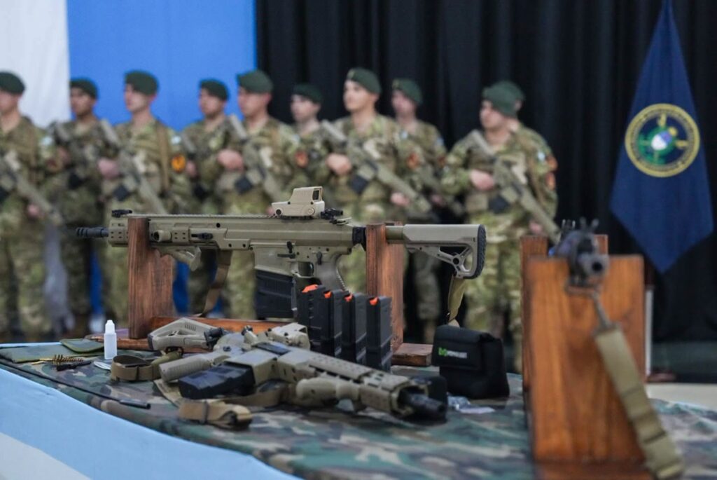 ARAD modular assault rifles. Photo: Argentine Ministry of Defence